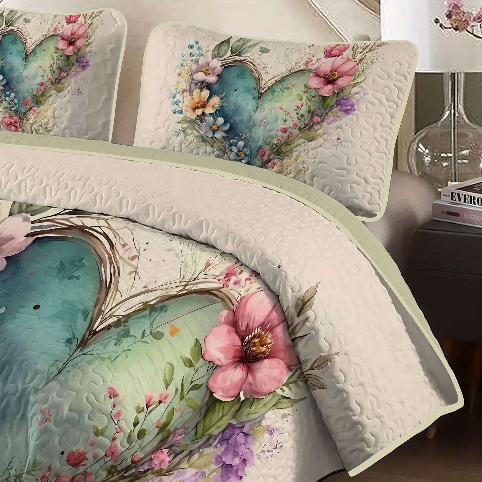 It Is Soft, Breathable, Easy to Care, Lightweight And Suitable for All Seasons. Perfect for Families, Dormitories And Guest Rooms, Double, Full Size, Queen And King, This Romantic Bed Cover Set Includes a Quilt And Two Pillowcase (Without Filling)